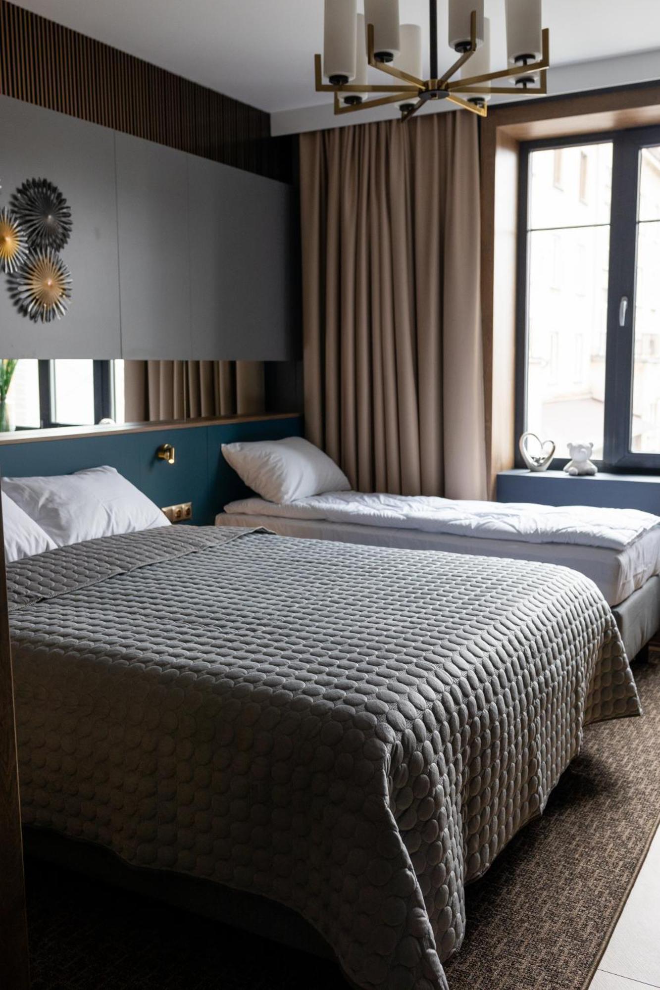 Four Sisters Luxury Rooms In Siauliai Eksteriør bilde