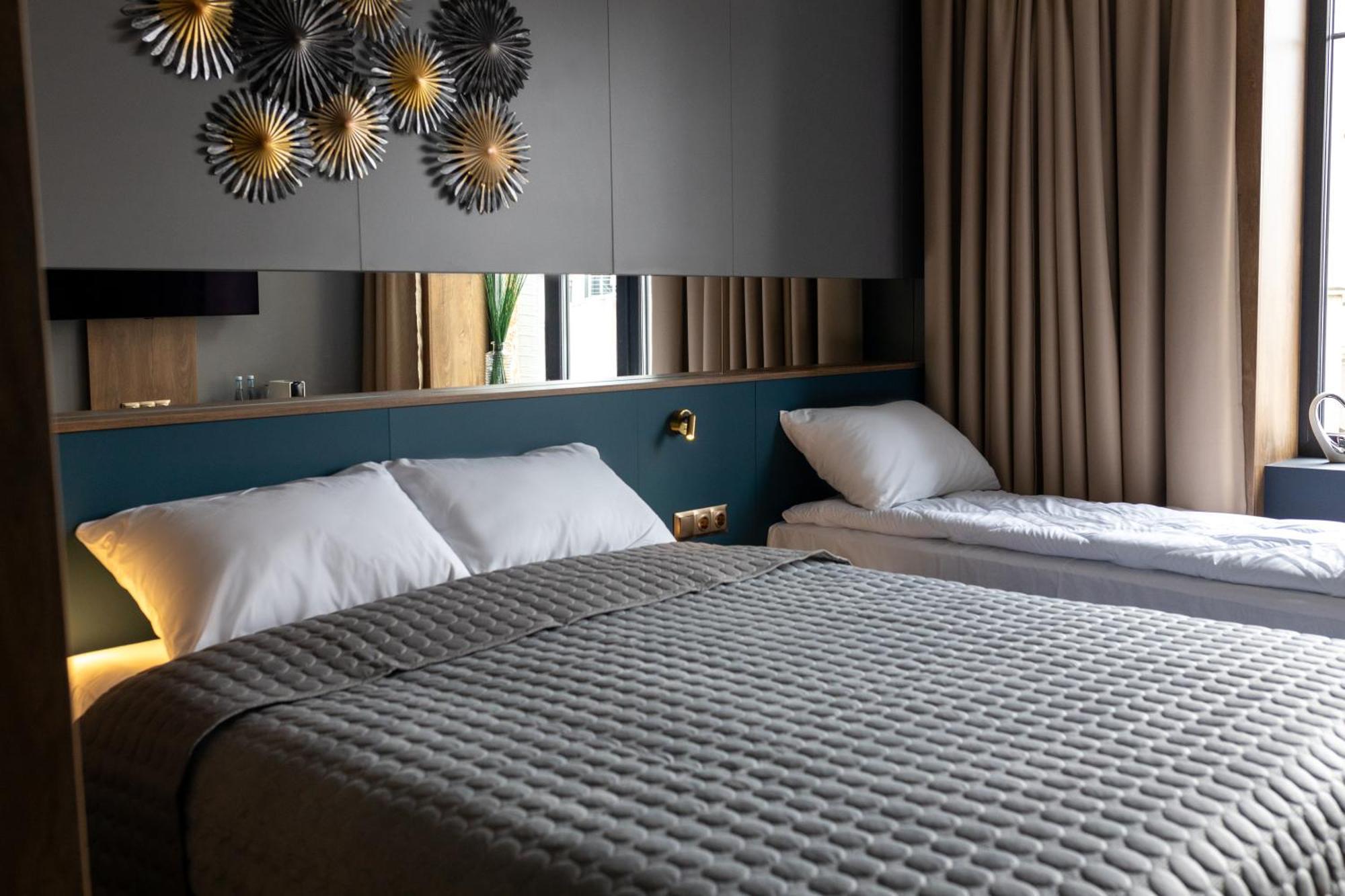 Four Sisters Luxury Rooms In Siauliai Eksteriør bilde